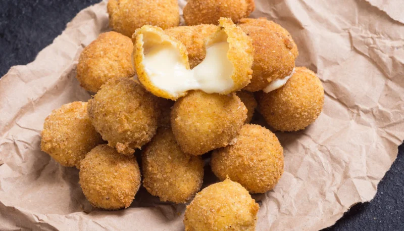 Beignets à la mozzarella