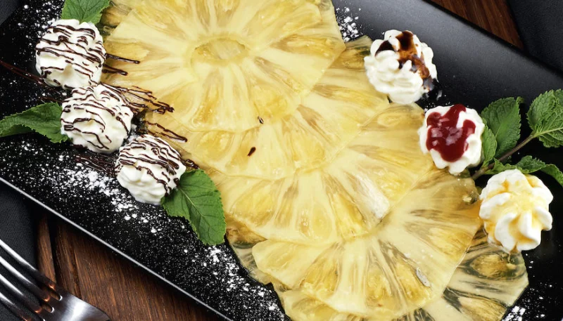 Carpaccio d'ananas au gingembre