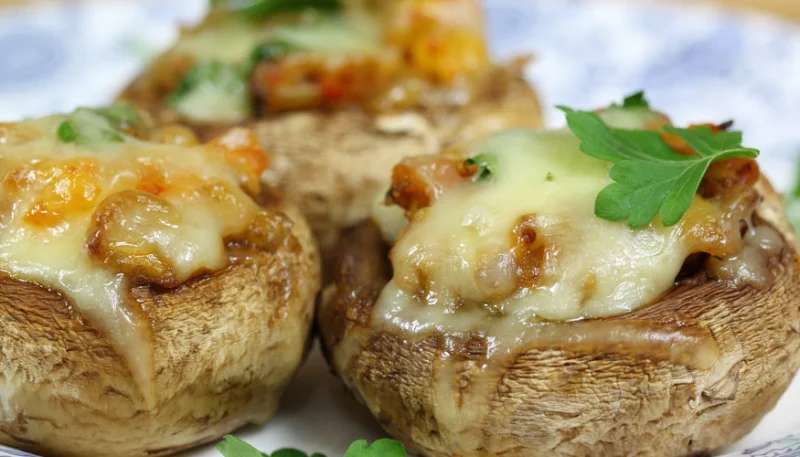 Champignons farcis aux lardons