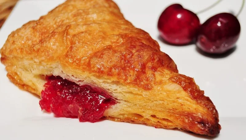 Chaussons aux fruits rouges