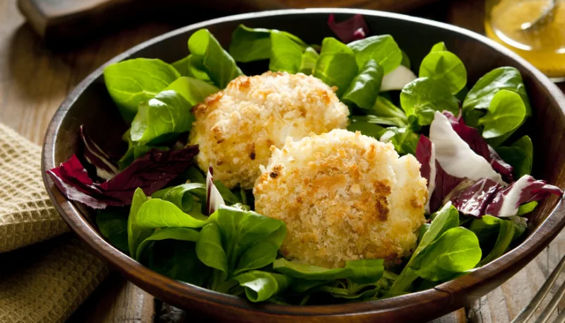 Chèvres chauds panés aux noisettes