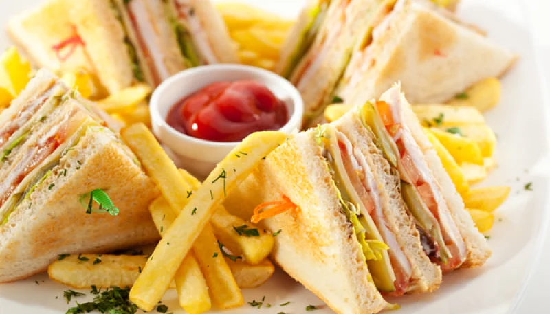 Club sandwich au poulet