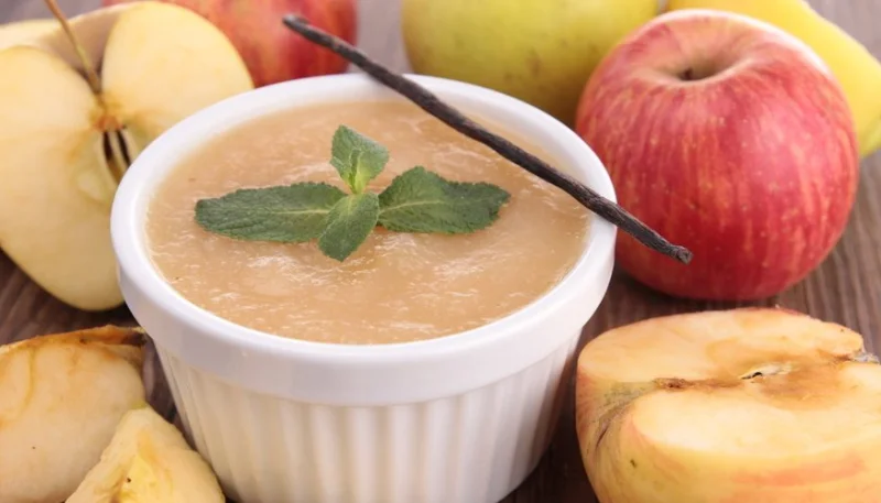 Compote de pommes à la vanille