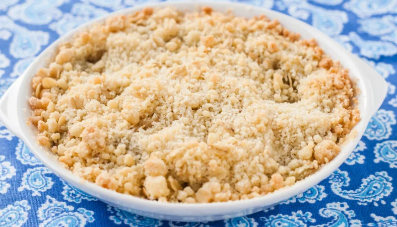 Crumble aux raisins et aux spéculoos