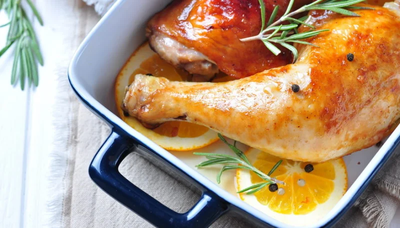 Cuisses de poulet rôties à l'orange