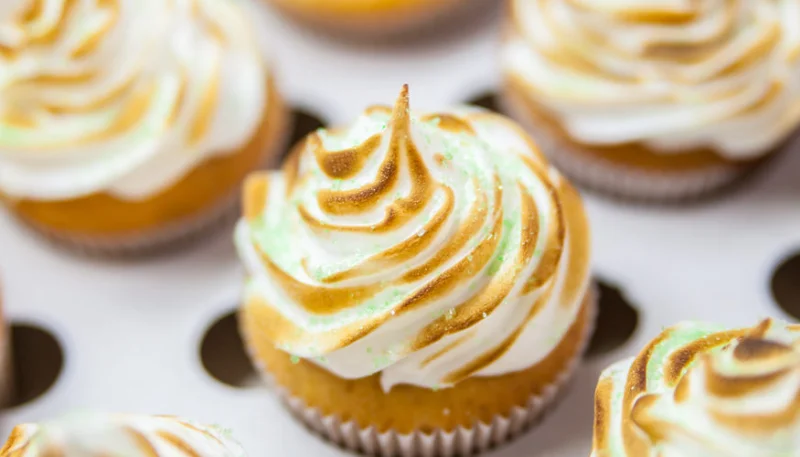 Cupcakes meringués au citron