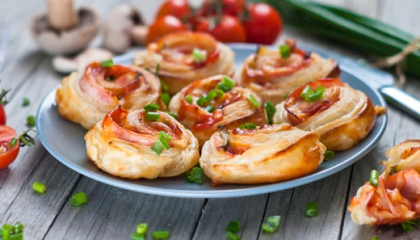 Feuilletés jambon fromage