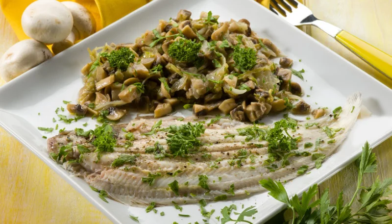 Filets de sole et poêlée de champignons