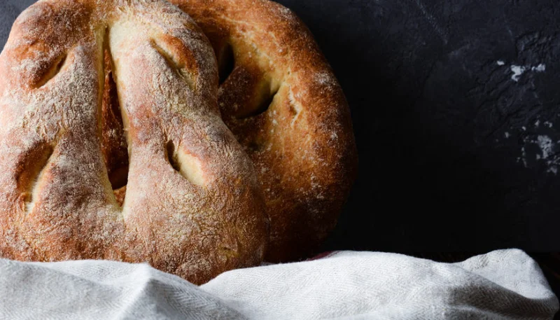 Fougasse aux lardons et oignons