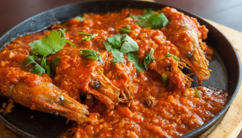 Gambas à la sauce bolognaise