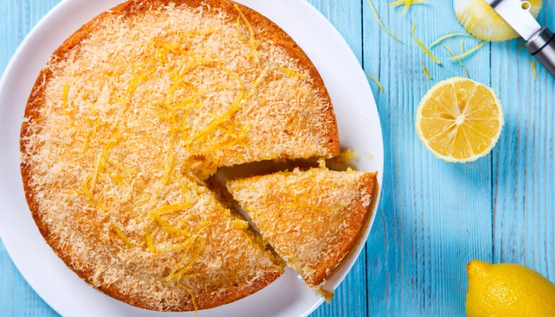 Gâteau fondant au citron et à la noix de coco