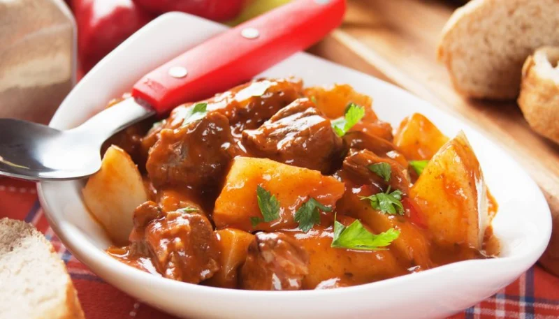 Goulash hongrois