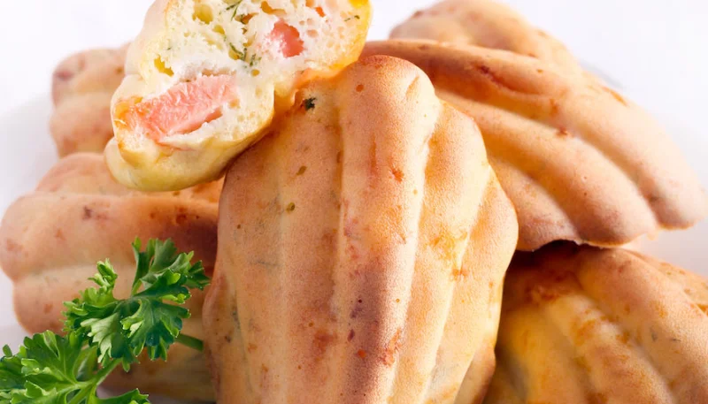 Madeleines au saumon fumé