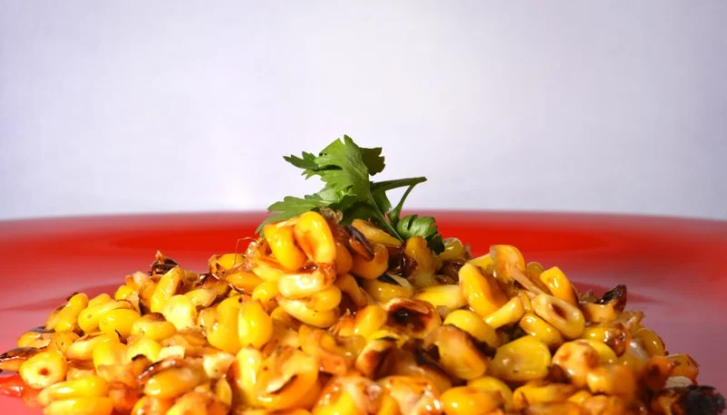 Maïs poêlé à la coriandre