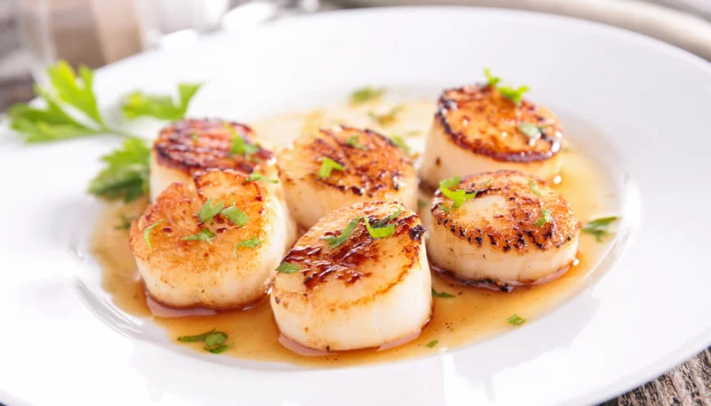 Marmite de noix de Saint-Jacques minute au safran