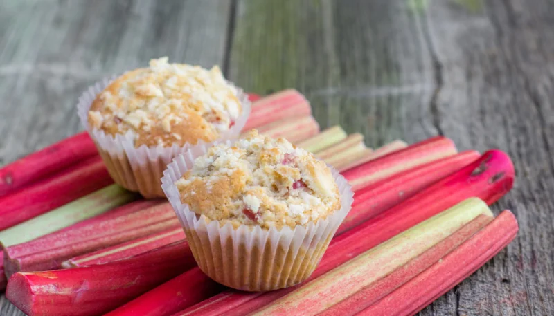 Muffins à la rhubarbe