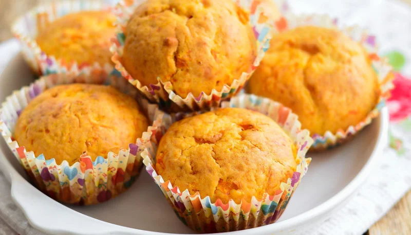 Muffins aux carottes et lardons