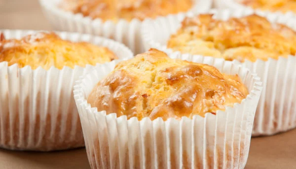 Muffins jambon fromage