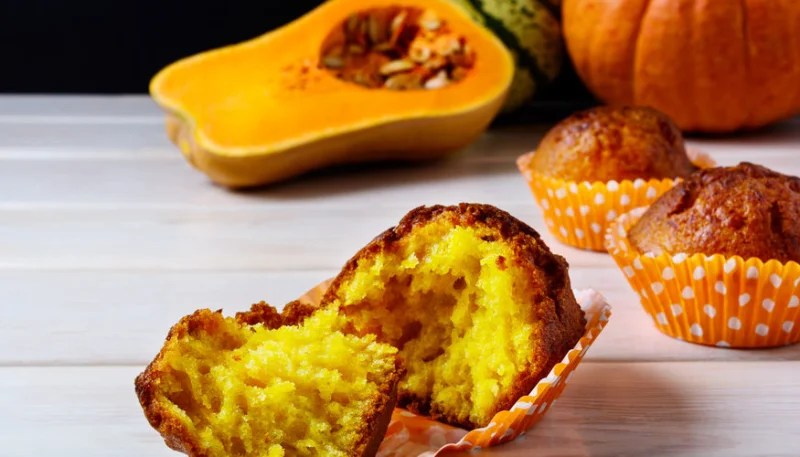 Muffins sucrés à la courge butternut et aux épices