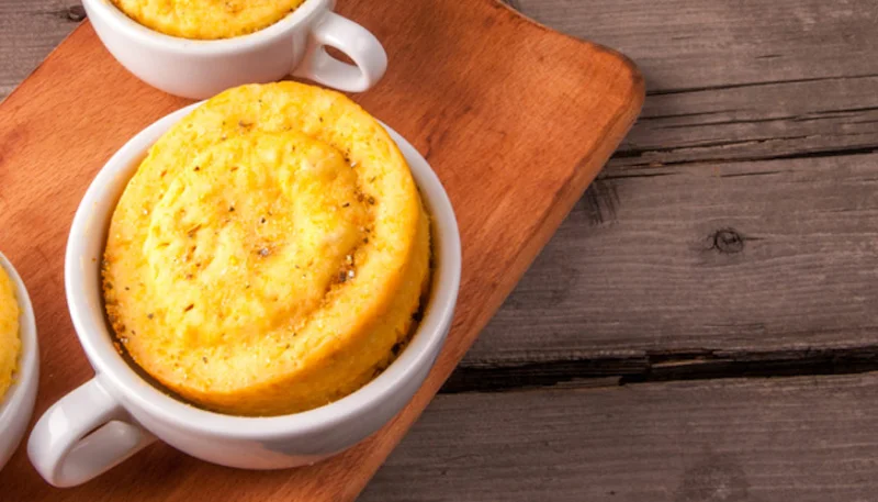 Mug cake au chorizo et chèvre