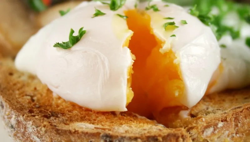 Œufs pochés