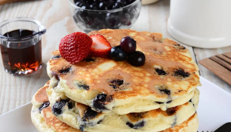 Pancakes aux myrtilles légers