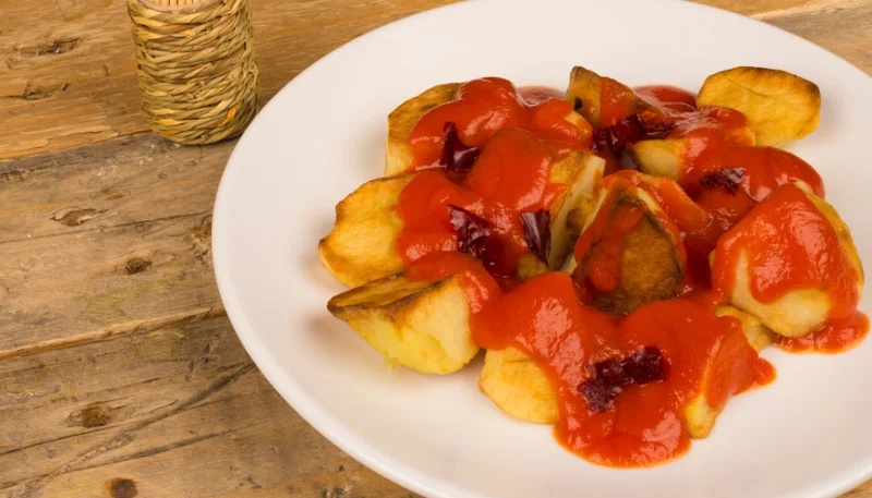 Patatas bravas