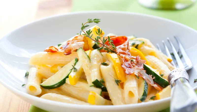Pâtes aux courgettes et pancetta