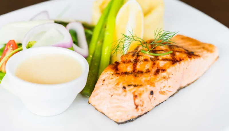 Pavé de saumon sauce au beurre