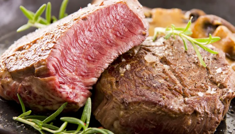 Pavés de boeuf au miel et au piment