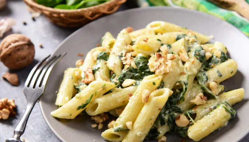 Penne au gorgonzola et aux épinards