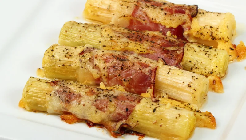 Poireaux gratinés au jambon
