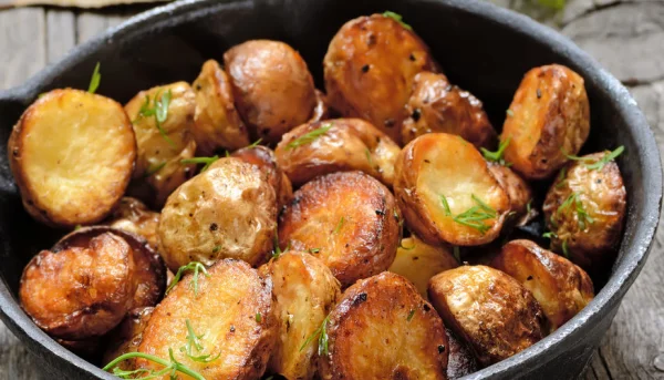 Pommes de terre sautées au cantal