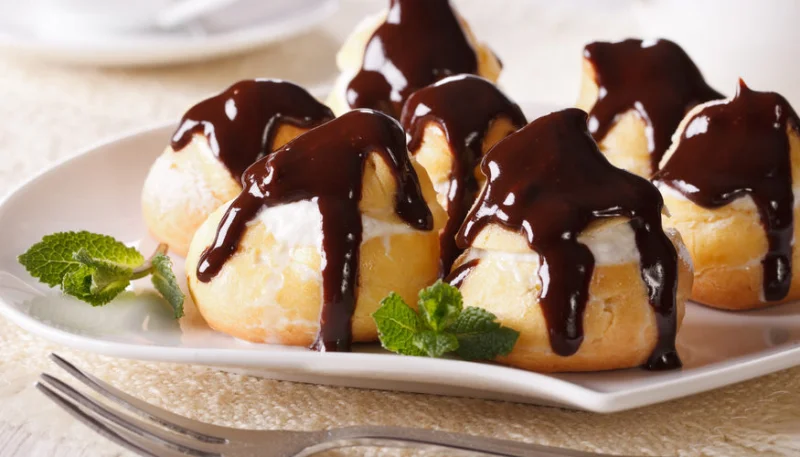 Profiteroles