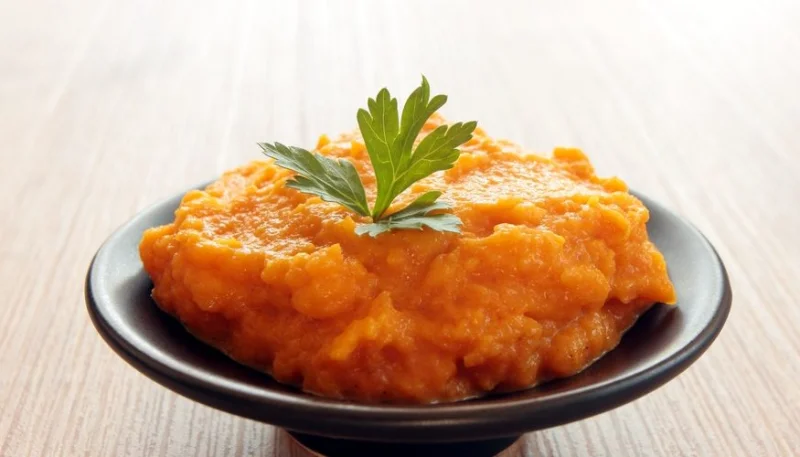 Purée de carottes au miel et curcuma