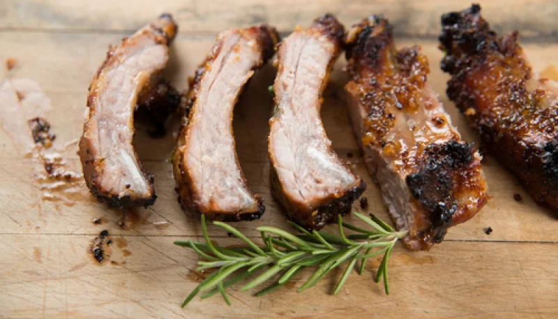 Travers de porc aux agrumes et épices