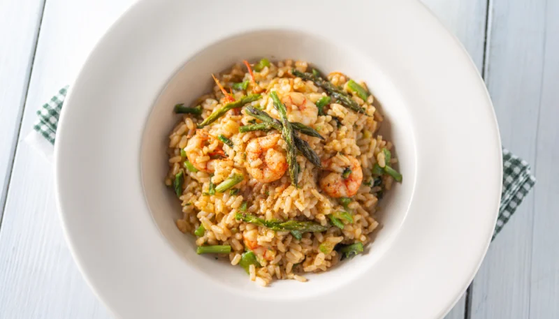 Risotto aux crevettes et asperges
