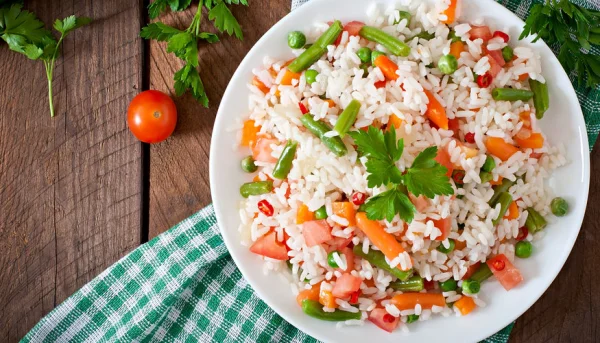 Riz et poivrons en salade