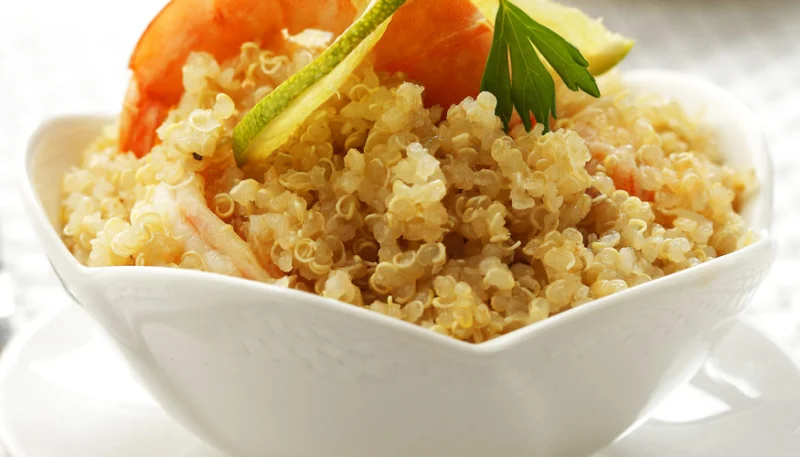 Salade de quinoa aux crevettes