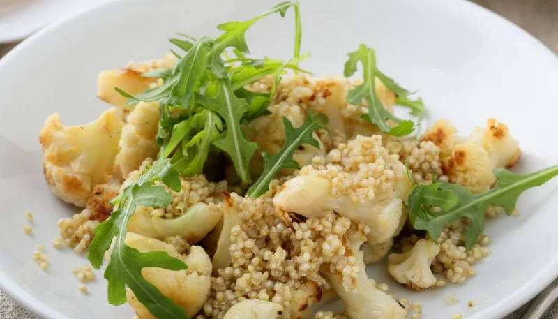 Salade de quinoa et chou-fleur