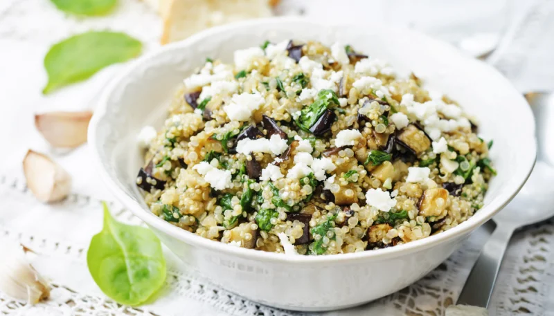 Salade de quinoa, lentilles et feta