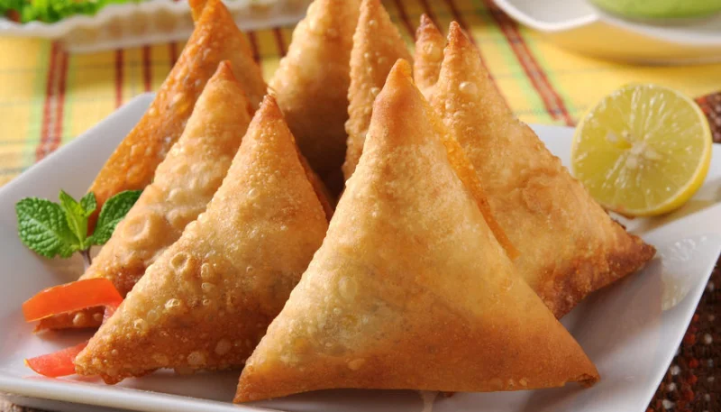 Samoussa au poulet et poivrons