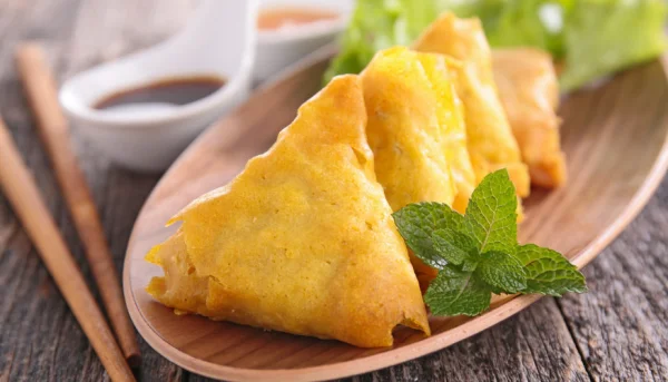 Samoussas à la viande des grisons et au fromage à raclette