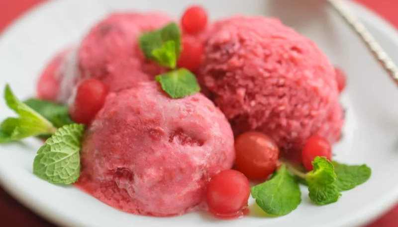 Sorbet aux fraises sans sorbetière