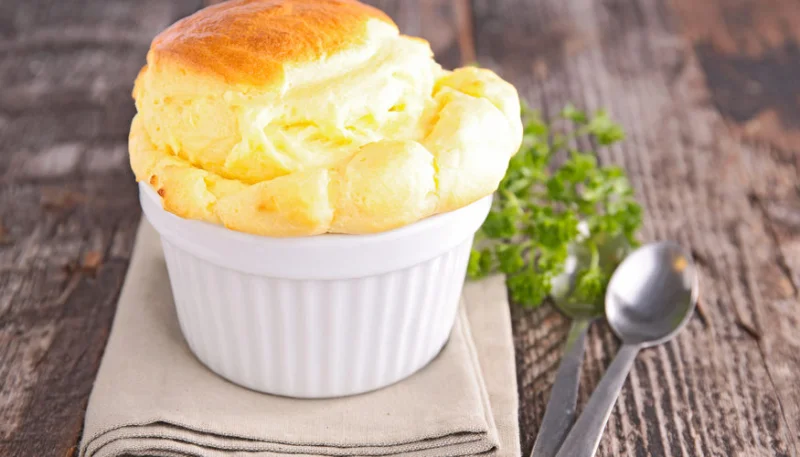 Soufflé au jambon et fromage