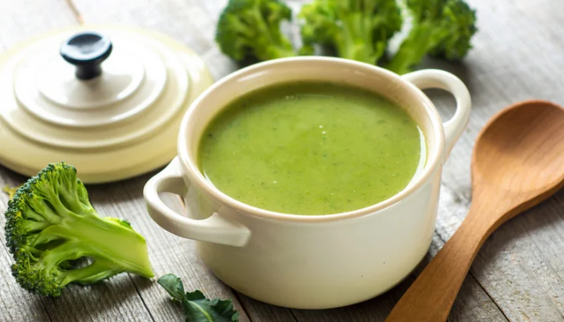 Soupe de brocolis au fromage frais au Cookeo