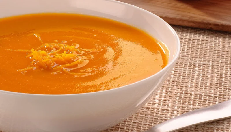 Soupe de carottes et navets à l'orange