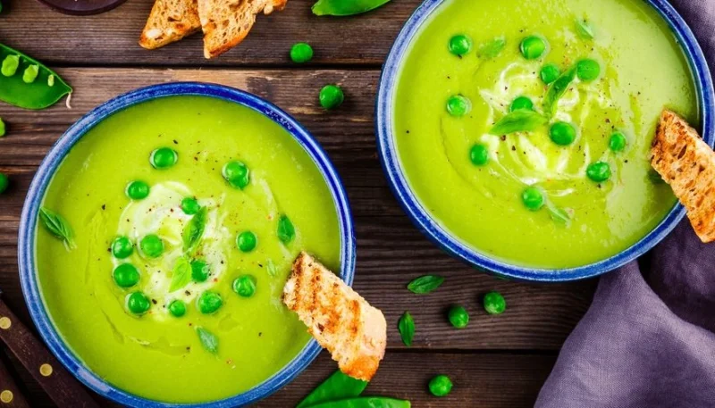 Soupe de petits pois, feta et menthe au Cookeo