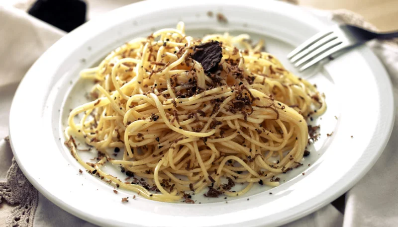 Spaghetti à la truffe noire