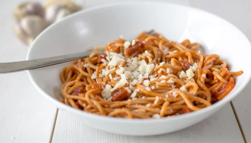 Spaghetti au chorizo et crème de parmesan